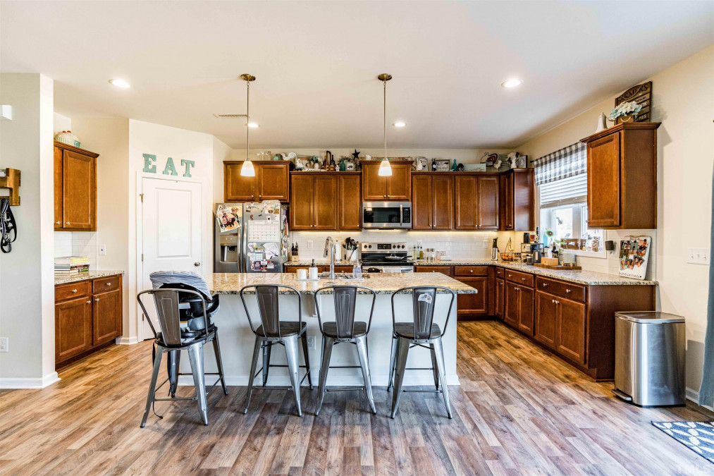 332 Tuscan Ridge Way, Clayton, NC 27527 Raleigh Realty