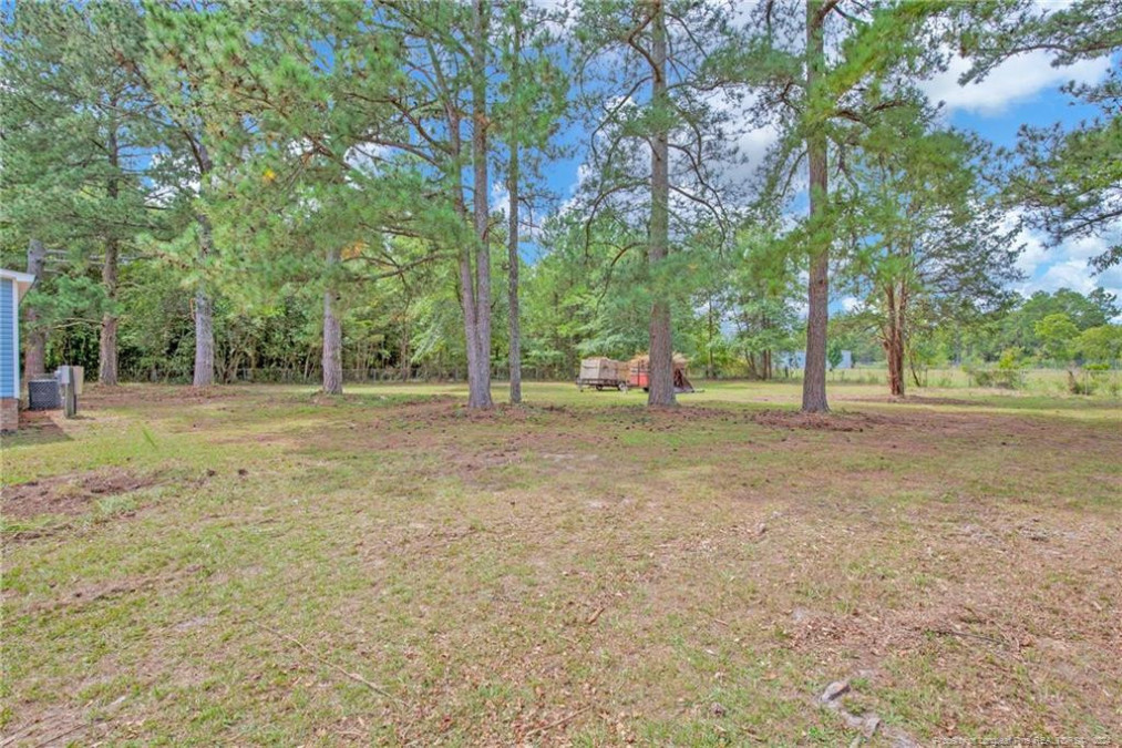 201 Mccormick Rd Spring Lake, NC 28390