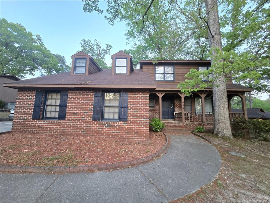 1654 Baysden Ct Fayetteville, NC 28303
