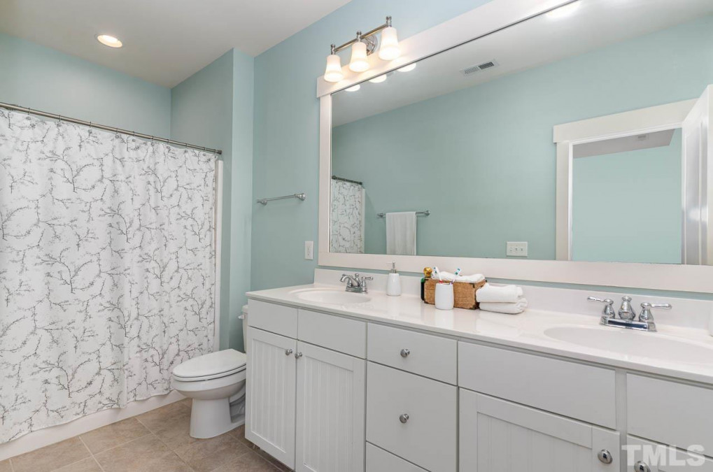 15 Winkler Way Chapel Hill, NC 27516