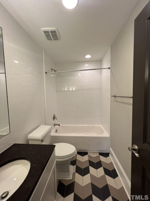 701 Peninsula Forest Pl Cary, NC 27519