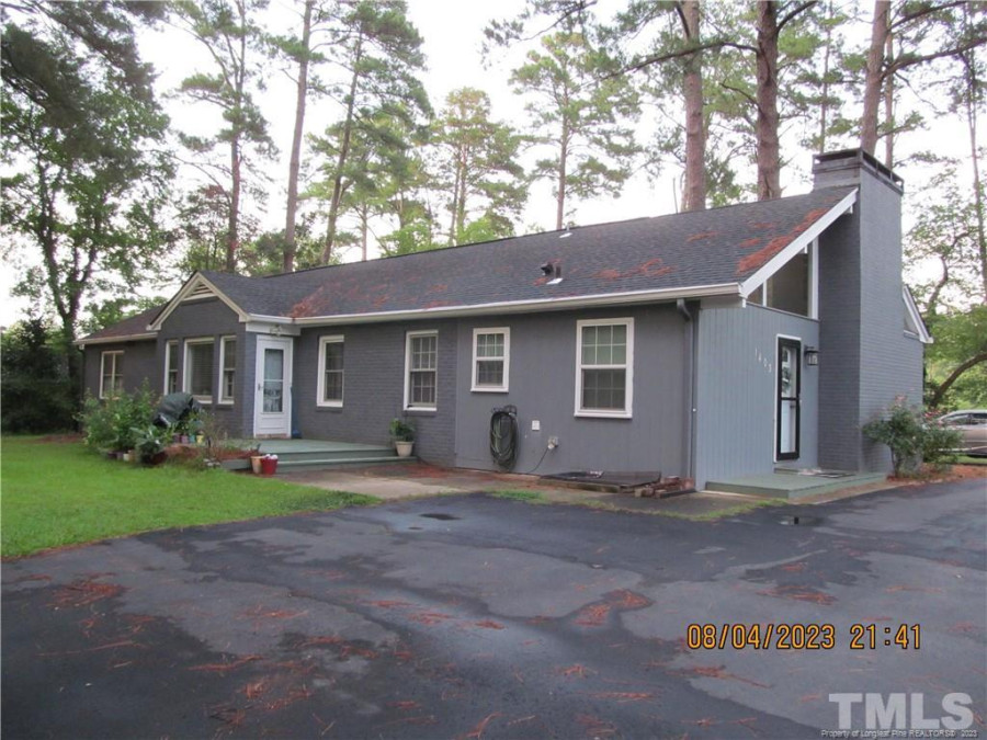 1403 Hawkins Ave, Sanford, NC 27330 Raleigh Realty