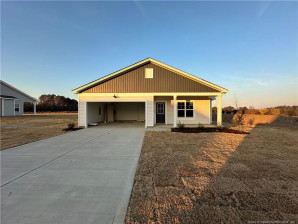 22 Jones Creek Ln Lillington, NC 27546
