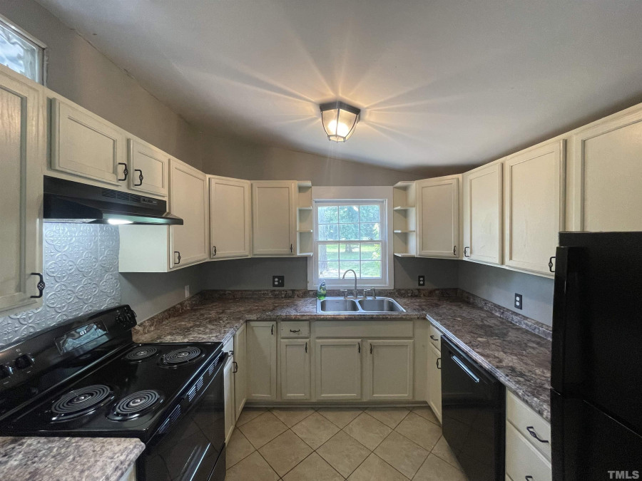 4325 Auburn Knightdale Rd Raleigh, NC 27610