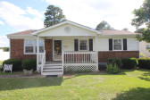 502 Harnett St Benson, NC 27504