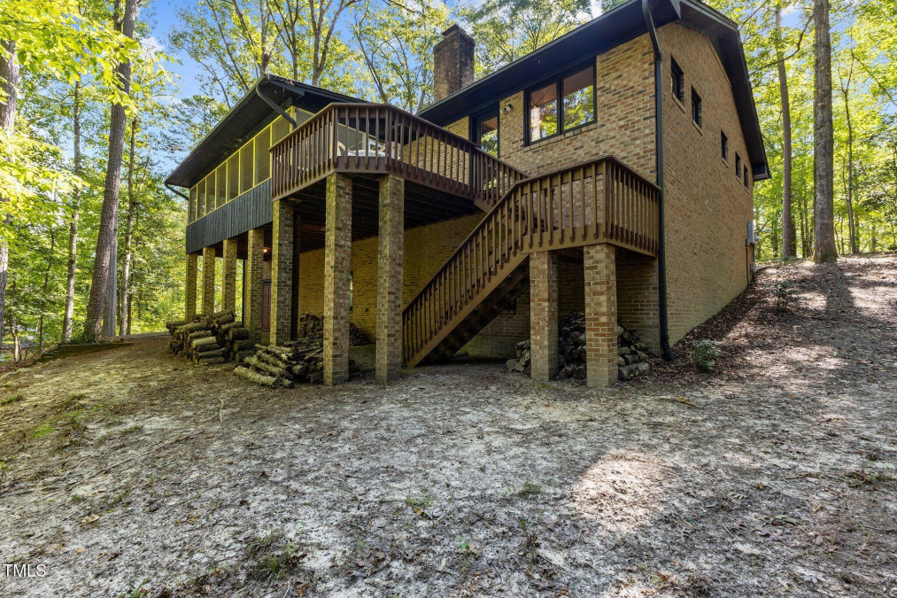 272 Lake Point Sanford, NC 27332