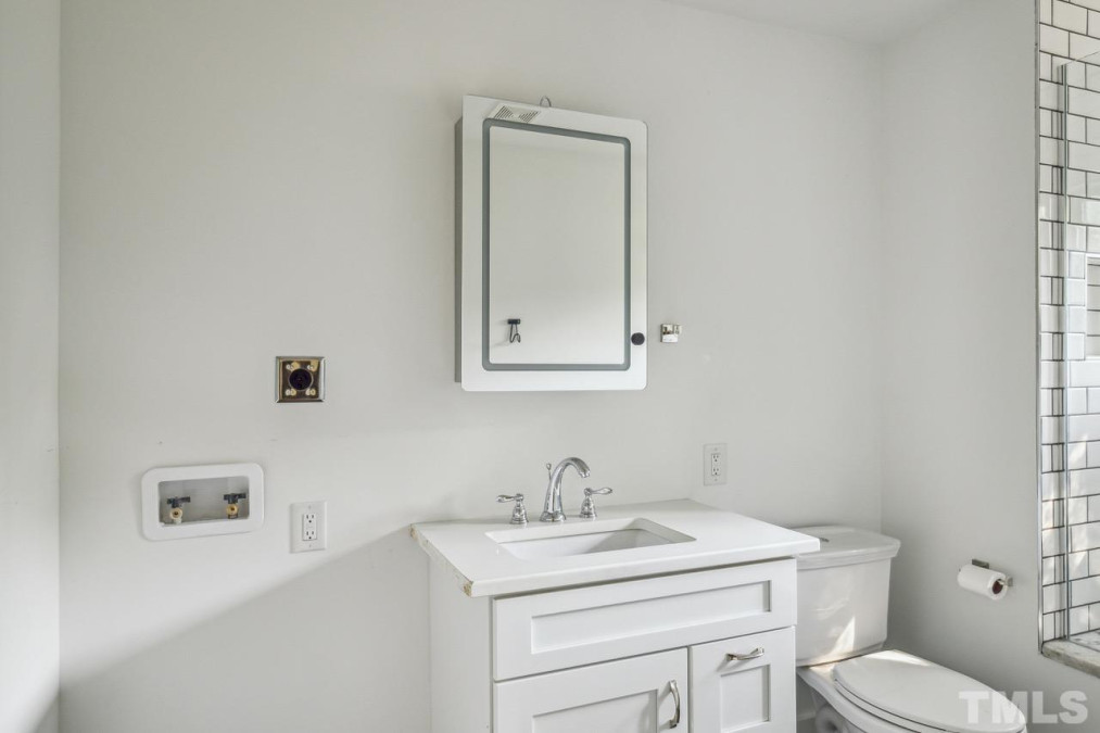 406 Hillsborough Rd Carrboro, NC 27510
