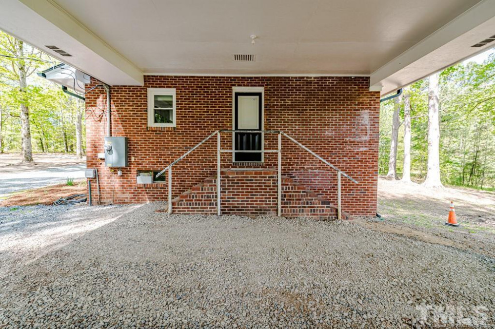 4930 Colon Rd, Sanford, NC 27330 Raleigh Realty