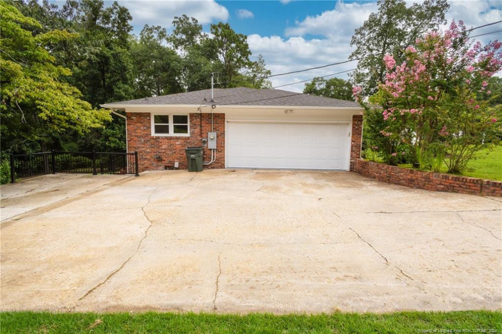 5815 Arbutus Trl Fayetteville, NC 28311