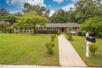 5815 Arbutus Trl Fayetteville, NC 28311