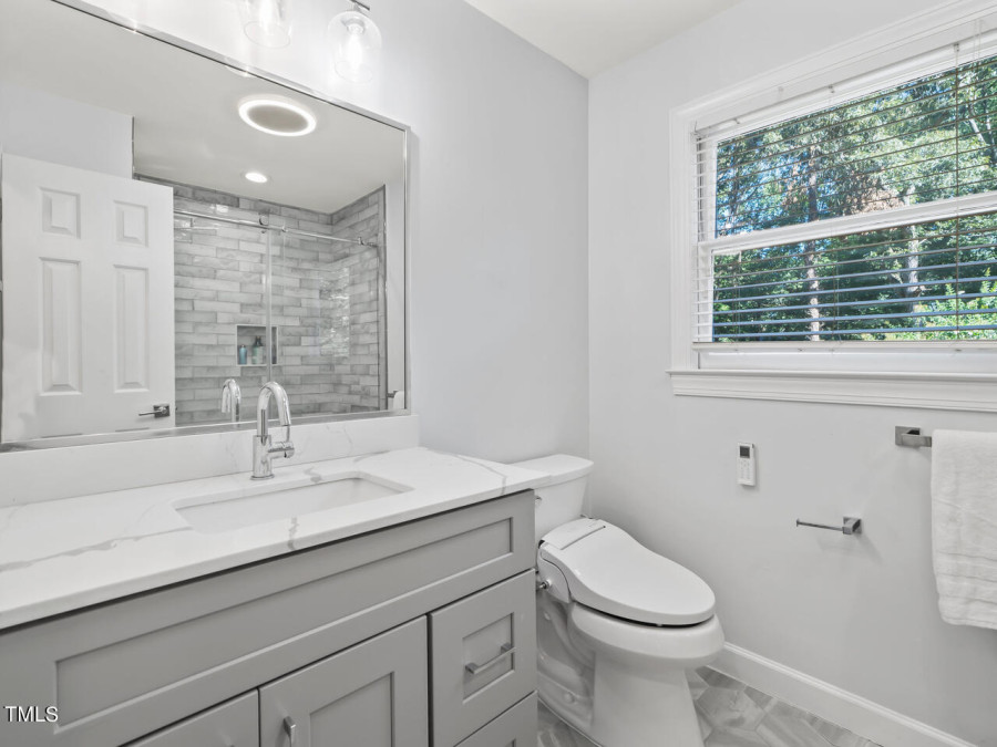 8628 Seagate Dr Raleigh, NC 27615