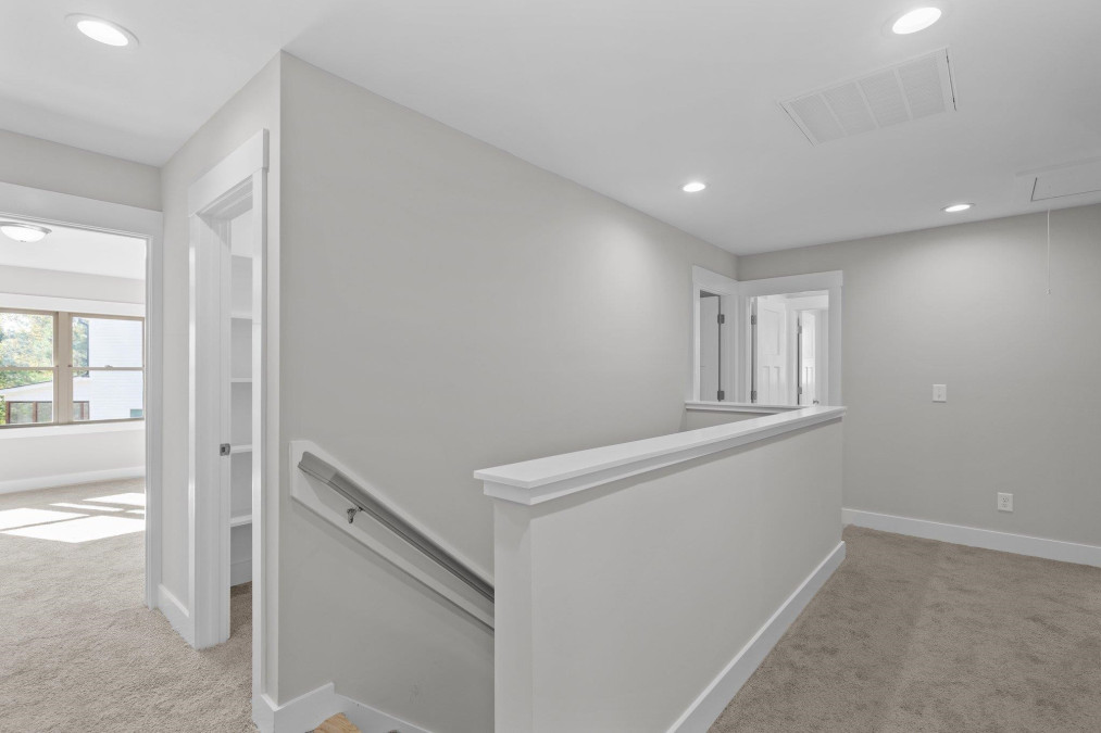 379 North Farm Dr Clayton, NC 27527