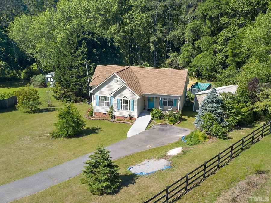 5700 Stone Crystal Dr, Fuquay Varina, NC 27526 Raleigh Realty