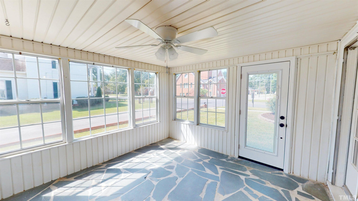 500 Main St Four Oaks, NC 27524