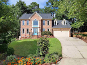 310 Rose Valley Woods Dr Cary, NC 27513