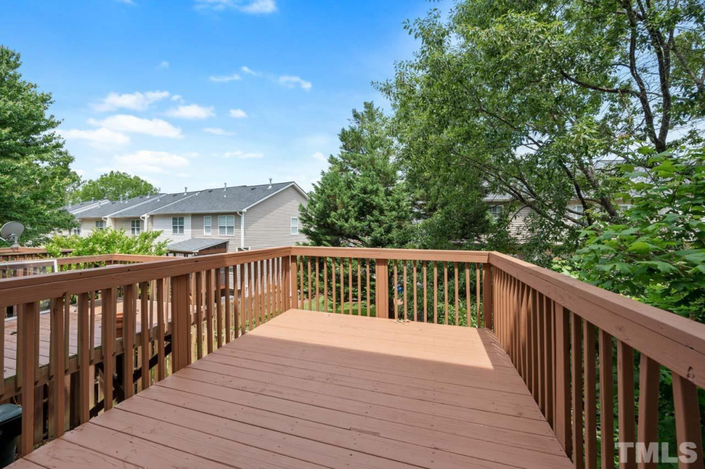 5445 Crabtree Park Ct, Raleigh, NC 27612 Raleigh Realty