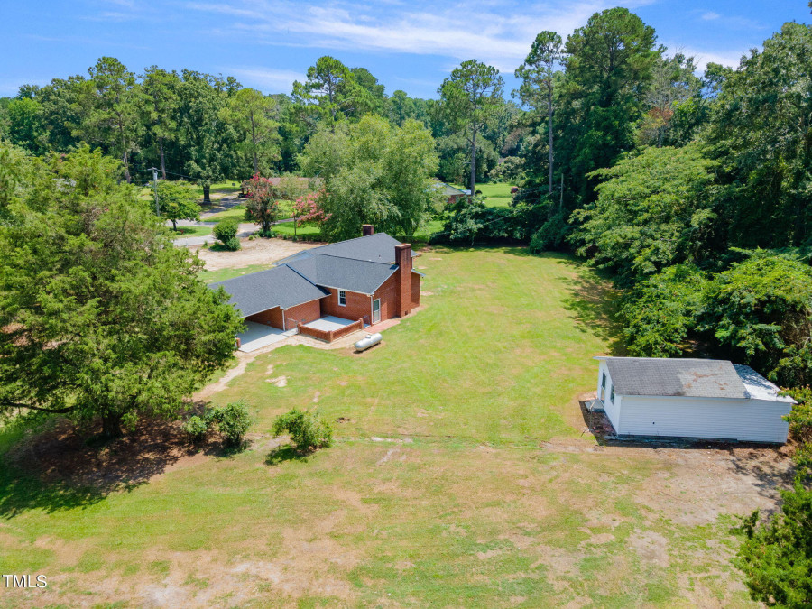 114 Circle Dr La Grange, NC 28551