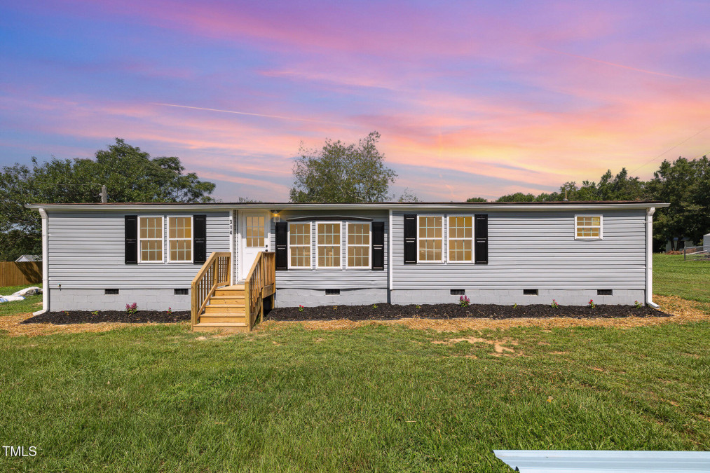 314 Slate Top Rd Clayton, NC 27520