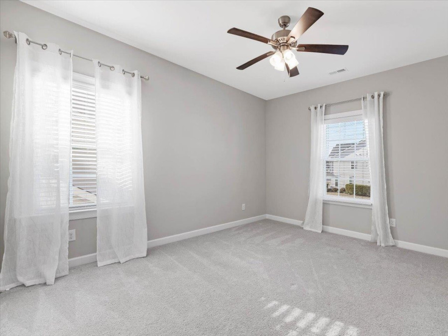 3206 Jones Lake Rd Fuquay Varina, NC 27526