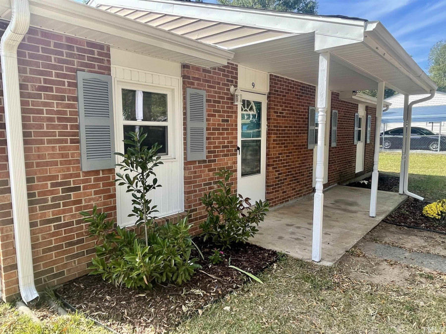 9 Plummer Pl, Durham, NC 27703 Raleigh Realty