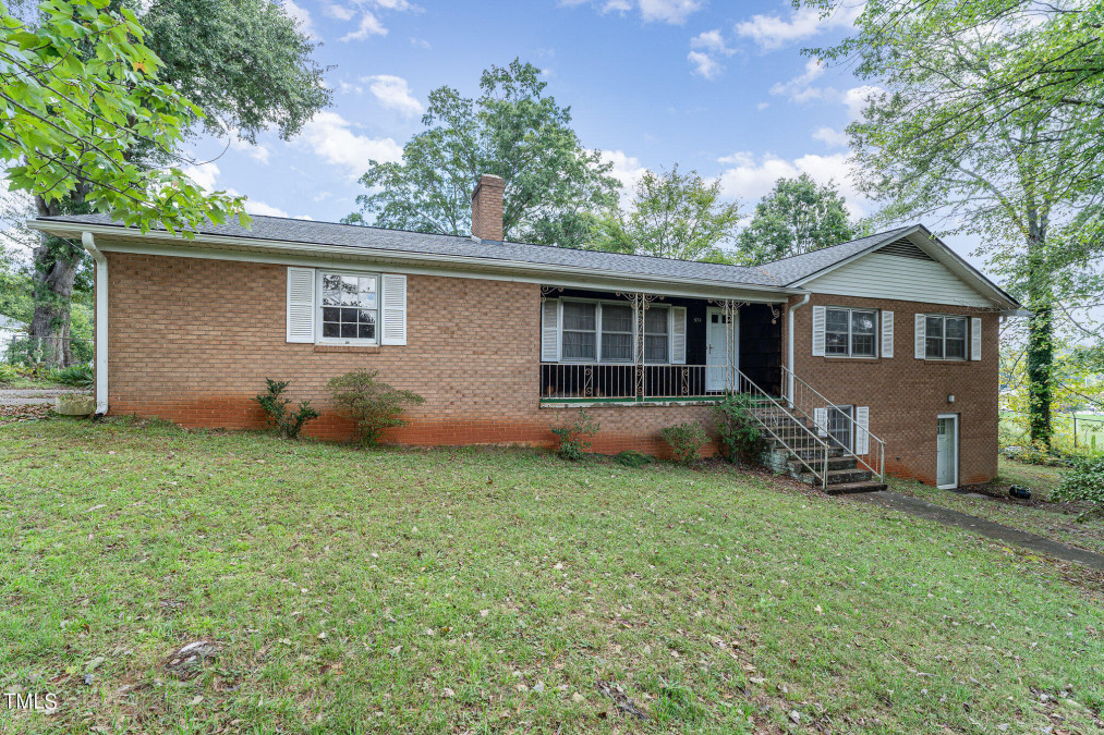 534 Hackett St Statesville, NC 28677