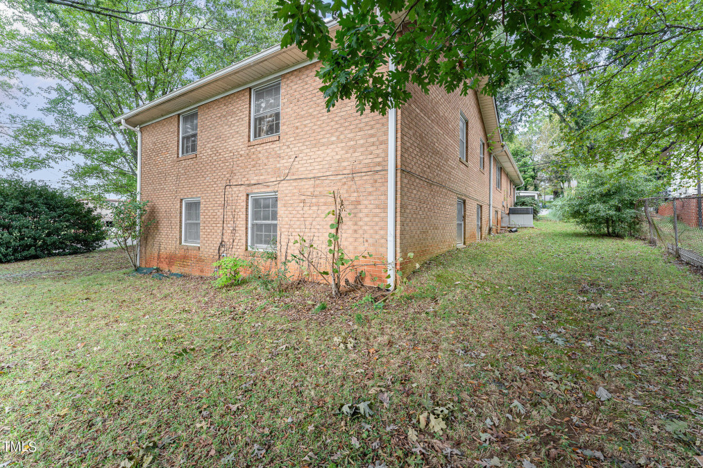 534 Hackett St Statesville, NC 28677