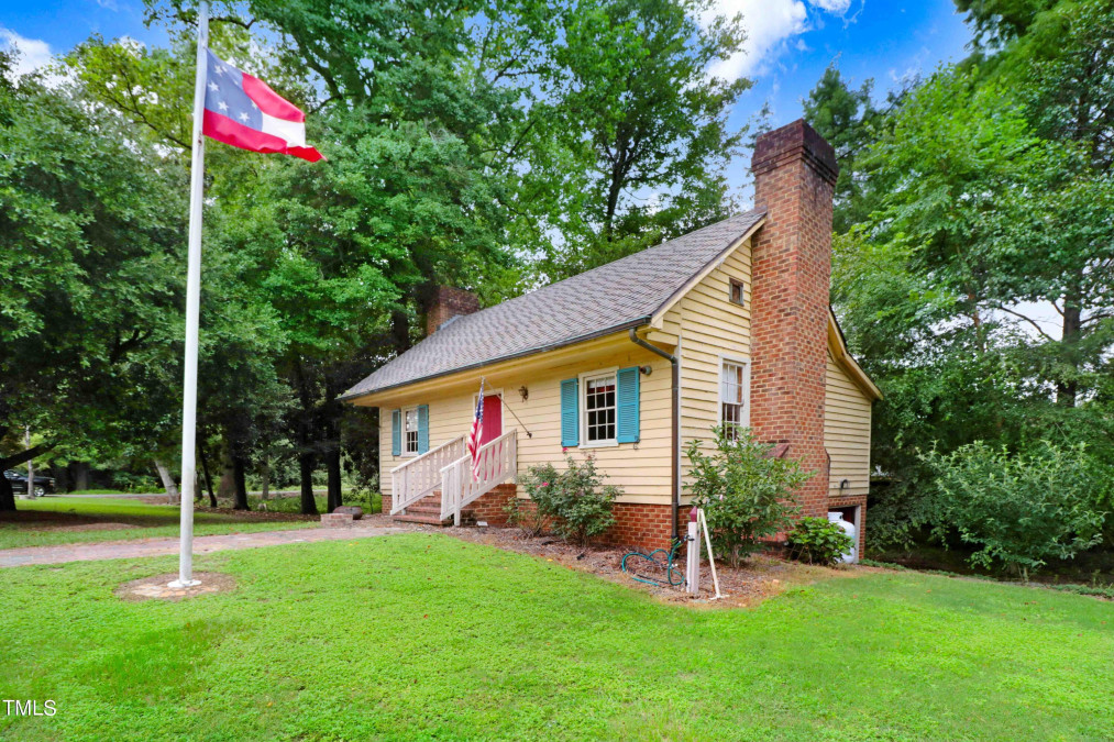 406 Front St Pink Hill, NC 28572