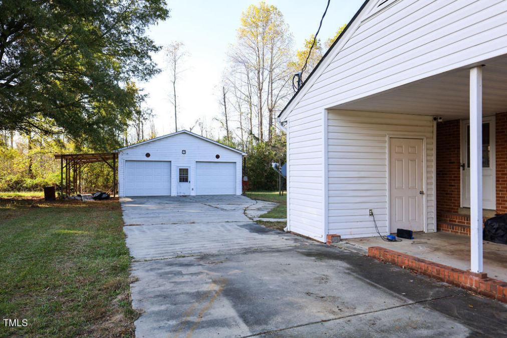 130 Church Circle Ln Bunnlevel, NC 28323