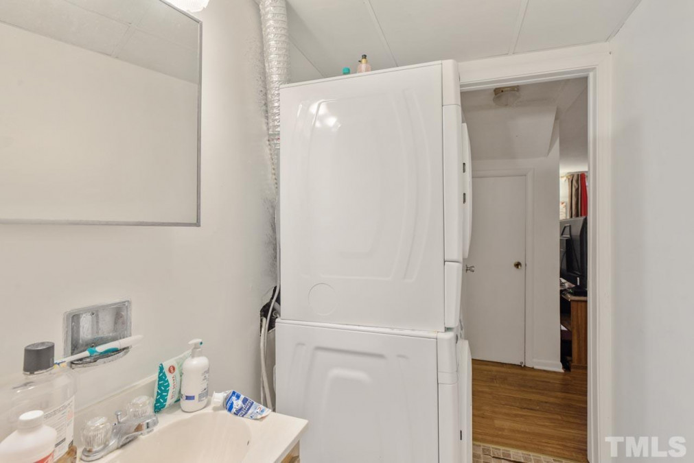 800 Pritchard Ave Ext, Chapel Hill, NC 27516 Raleigh Realty