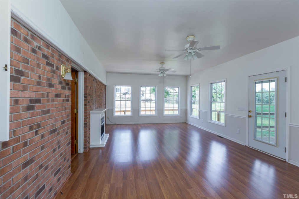 214 Hill St Benson, NC 27504