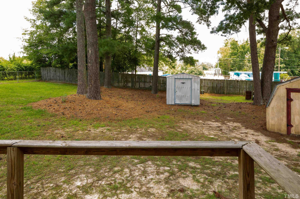 214 Hill St Benson, NC 27504