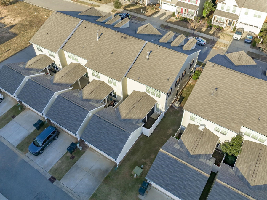 126 Spring Pine Ln Holly Springs, NC 27540