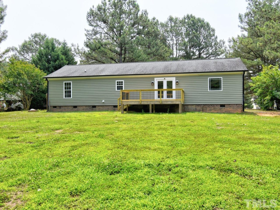 40 Rainwood Ct Louisburg, NC 27549