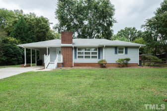 2705 Flint St Burlington, NC 27215