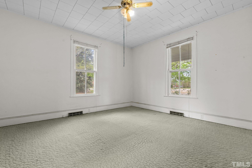 100 Ivey Lillington, NC 27546