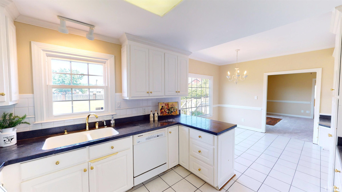 103 Moss Hill Dr Goldsboro, NC 27530