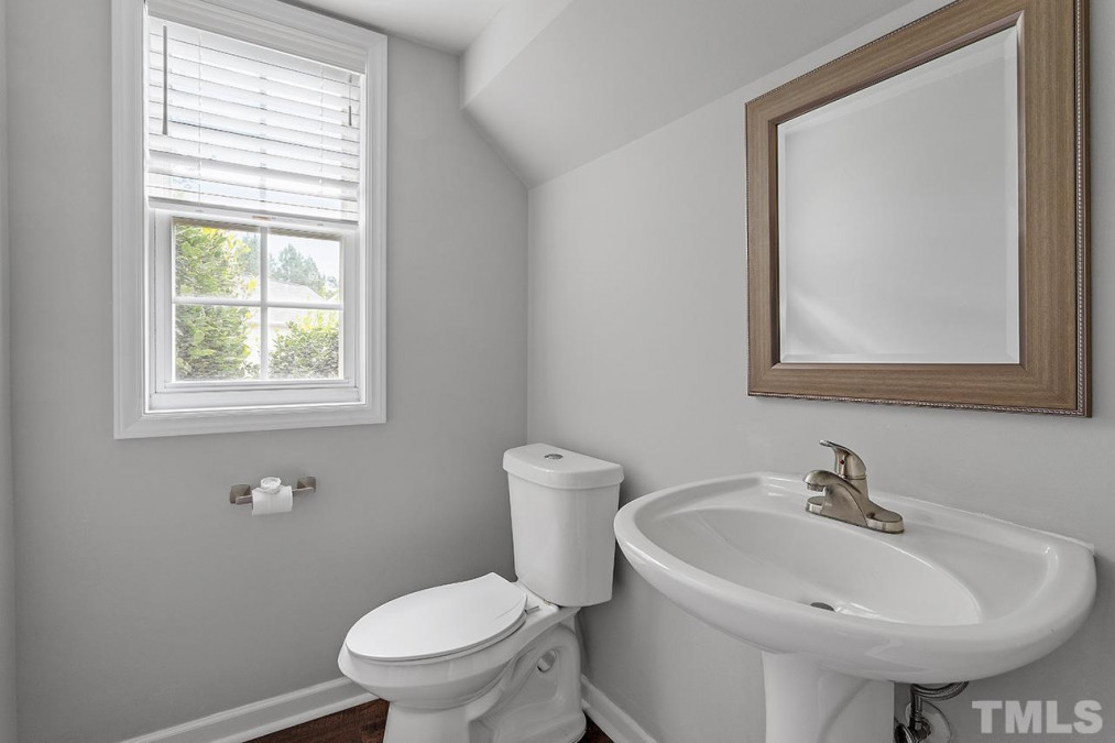 2647 Garden Knoll Ln Raleigh, NC 27614