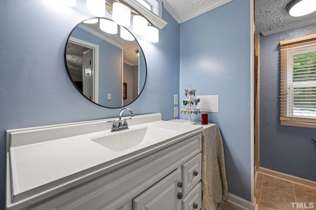 4720 Edwards Ln Raleigh, NC 27606