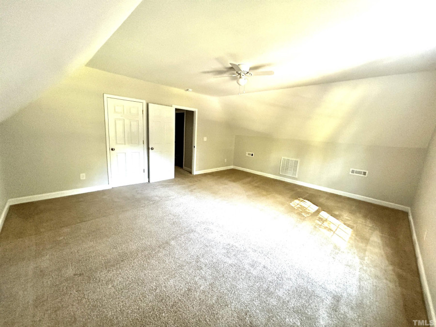 7709 Rogers Rd Chapel Hill, NC 27516