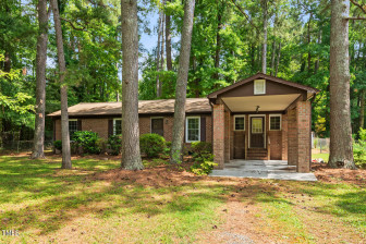 905 Spruce Pine Trl Durham, NC 27705