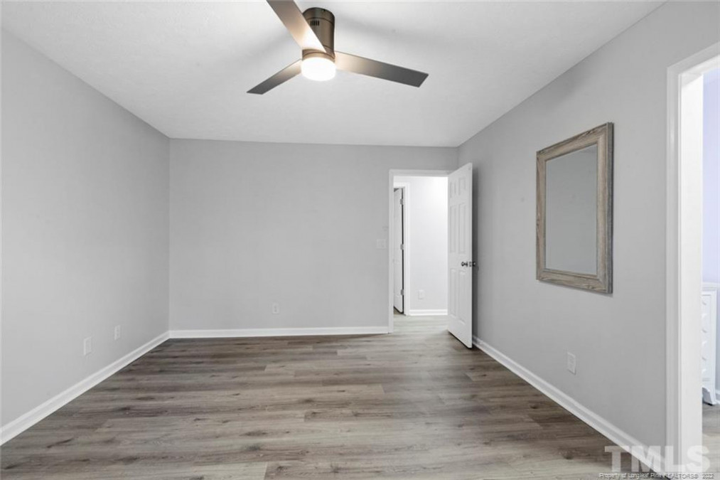 916 Winds Ln Fayetteville, NC 28311