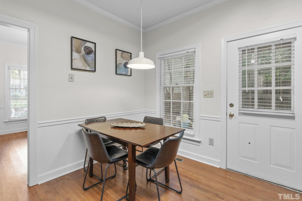 111 Wethersfield Dr Cary, NC 27513