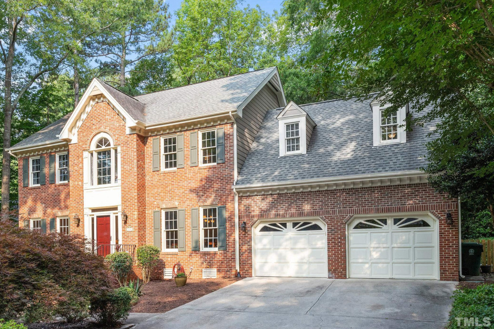 210 Stoneleigh Dr, Cary, NC 27511 Raleigh Realty