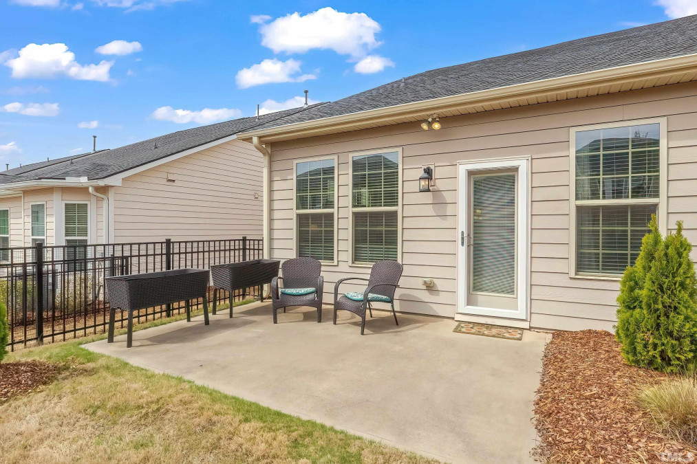 1015 Cadence Ln, Durham, NC 27703 Raleigh Realty