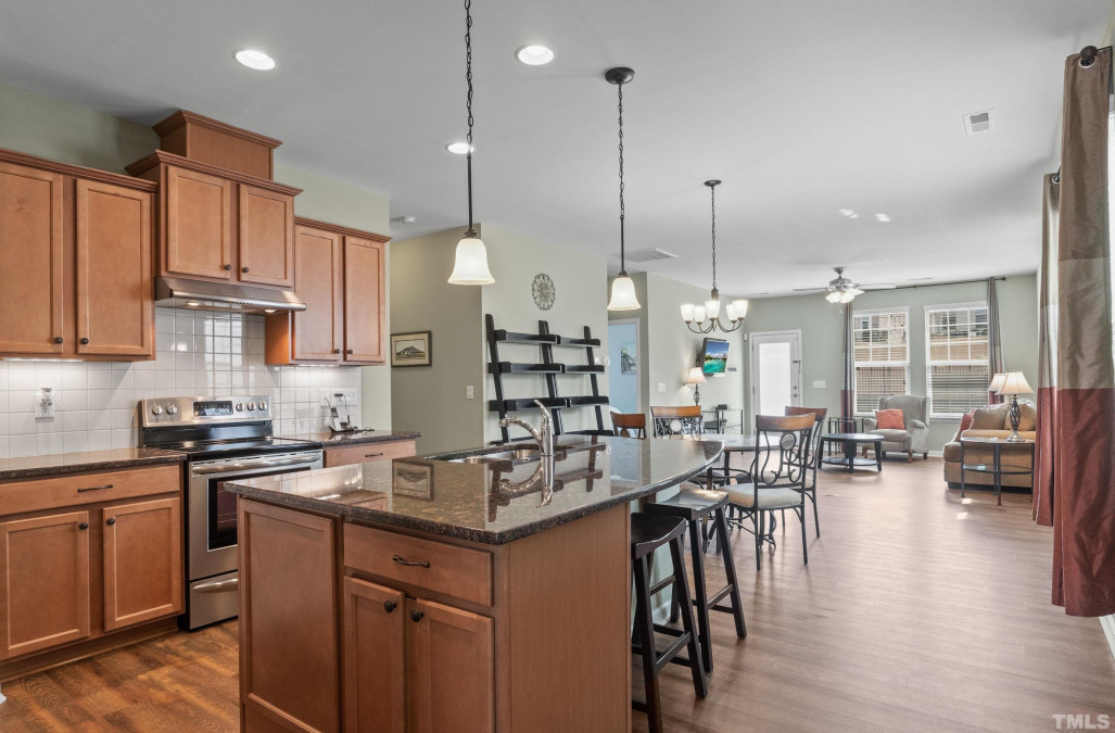 1015 Cadence Ln, Durham, NC 27703 Raleigh Realty