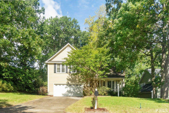 106 Wood Hollow Dr Cary, NC 27513