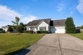 174 Maple Leaf Ct Lillington, NC 27546