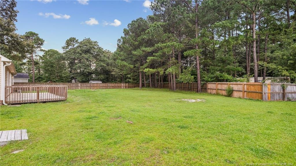 374 Hunters Creek Dr Raeford, NC 28376