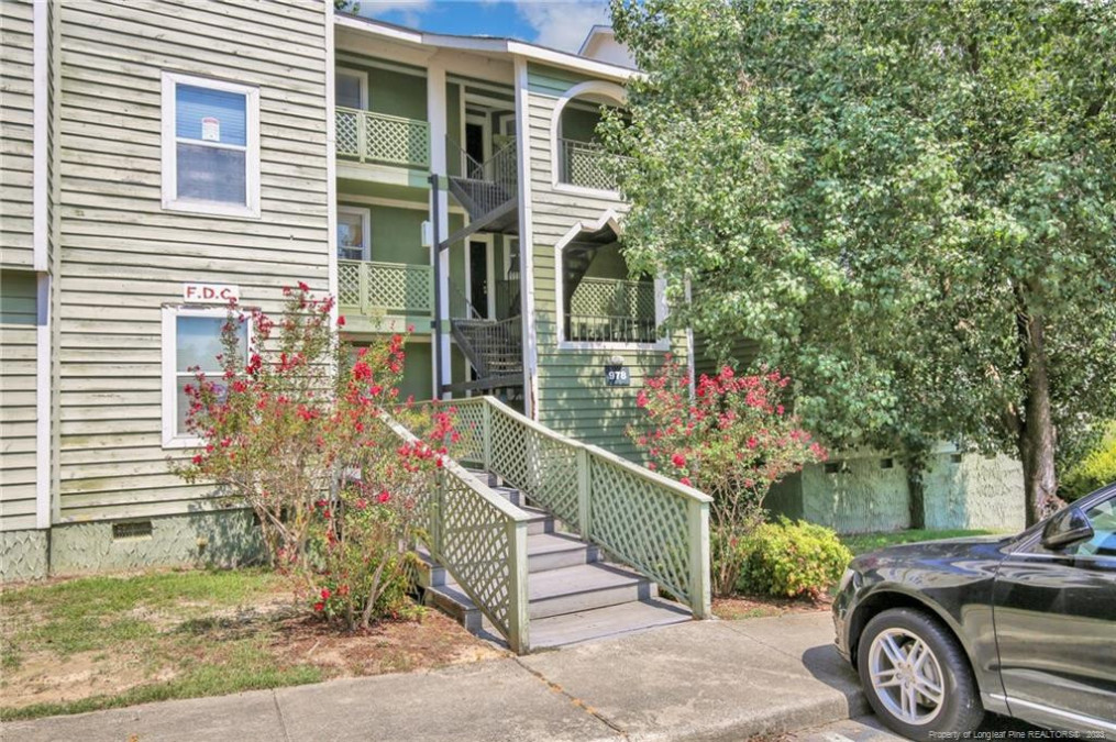 978 Stewarts Creek Dr, Fayetteville, NC 28314 Raleigh Realty