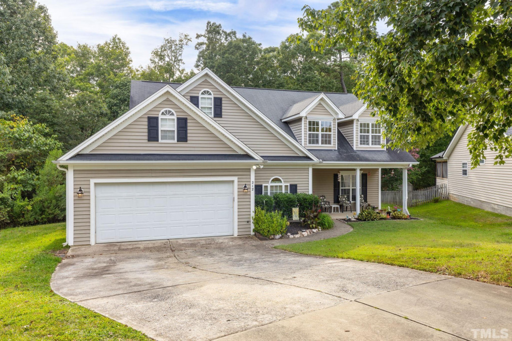 212 Braxton Village Way, Holly Springs, NC 27540 Raleigh Realty